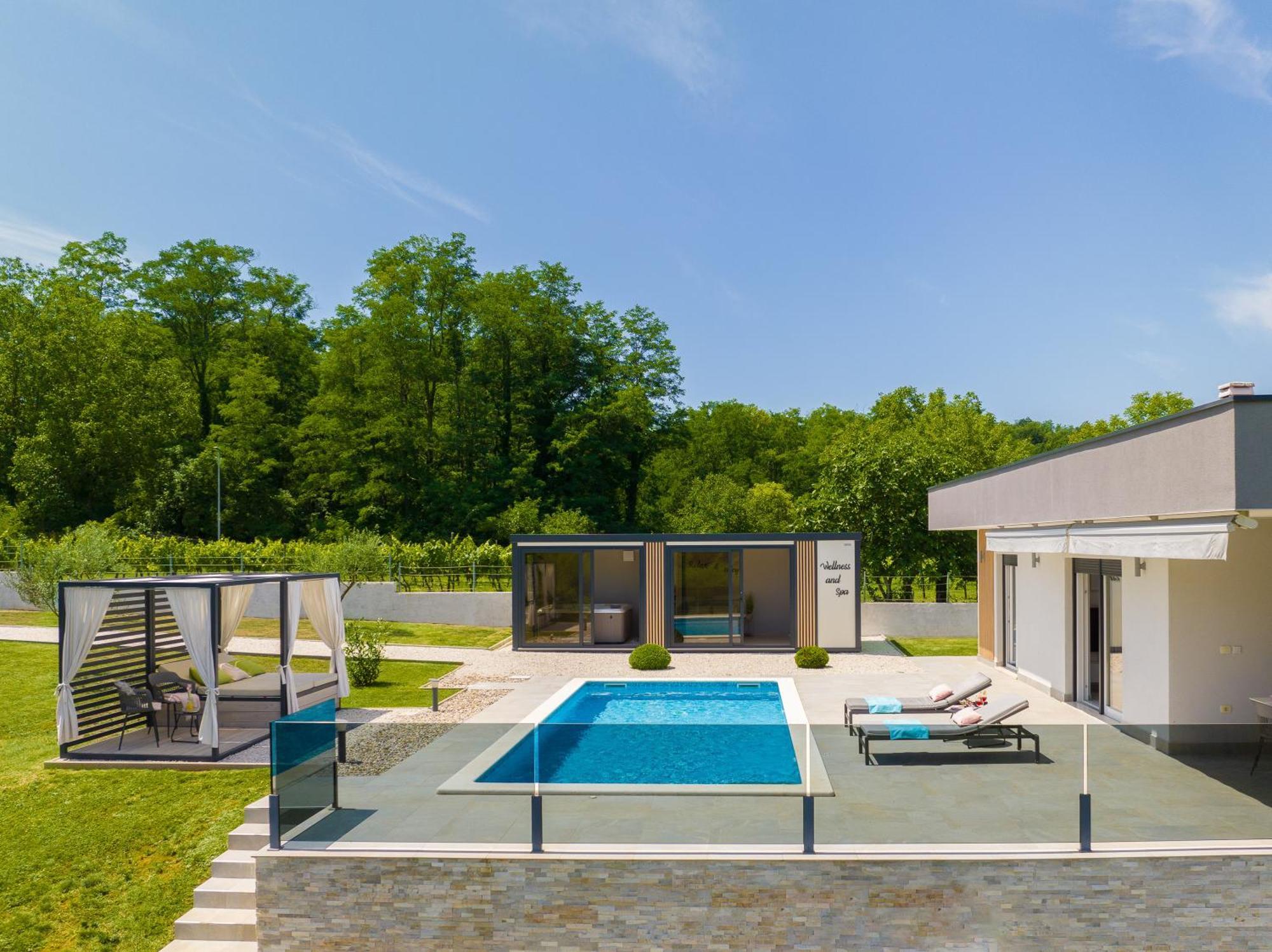 Villa Romantica By Istrialux